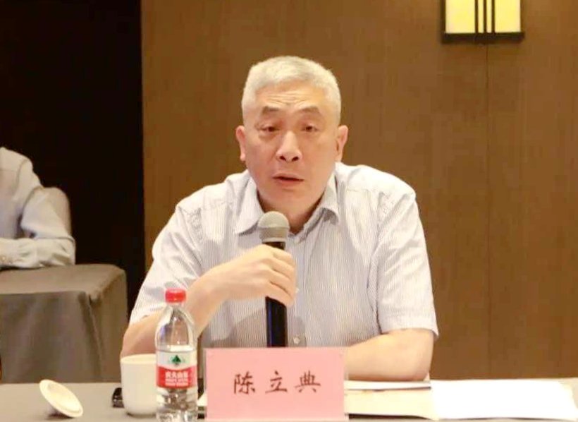 副主任于春泉