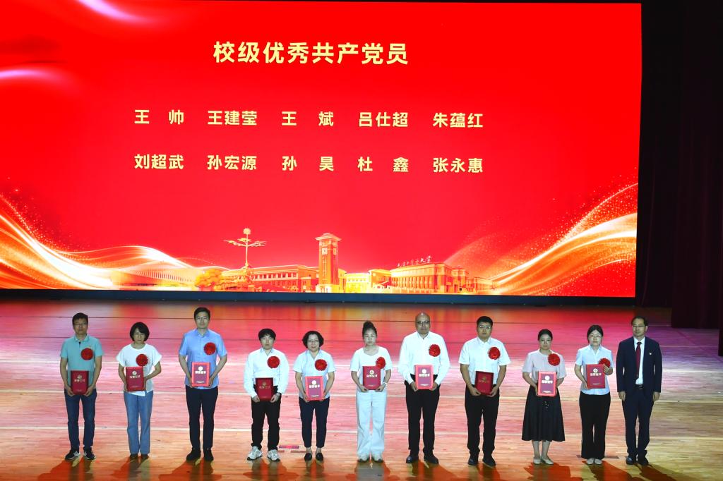 例如银河赛事推荐成为纽卡斯尔联全球官